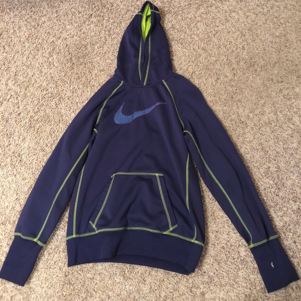 Nike therma-fit hoodie
